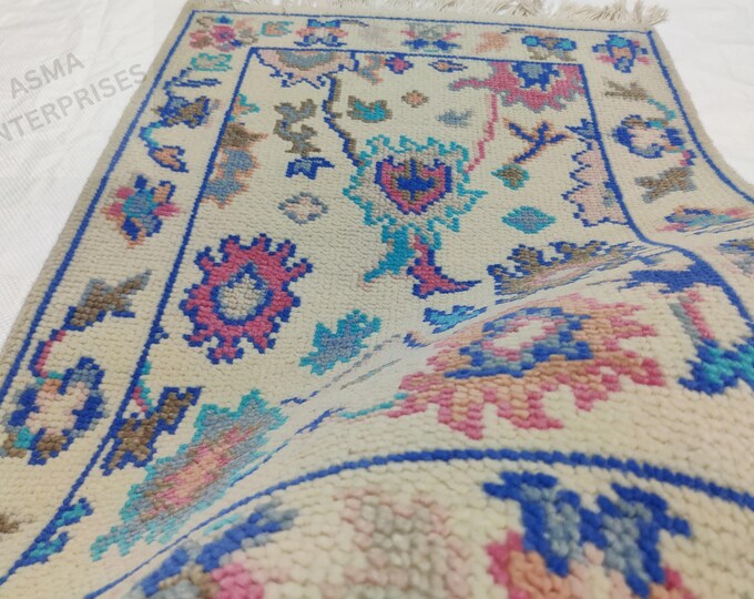 Hand-Knotted Oushak Turkish Rug: Antique-Style Wool Area Rug