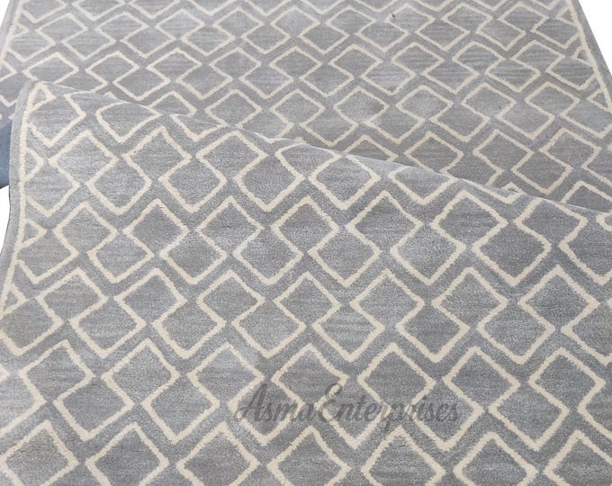 Hand-Tufted Wool Area Rug: Modern Persian Style, Soft Pile 5x8