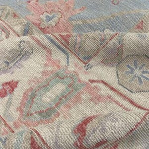 Hand Knotted Oushak Wool Rug: Antique Turkish Style, 8x10 ft