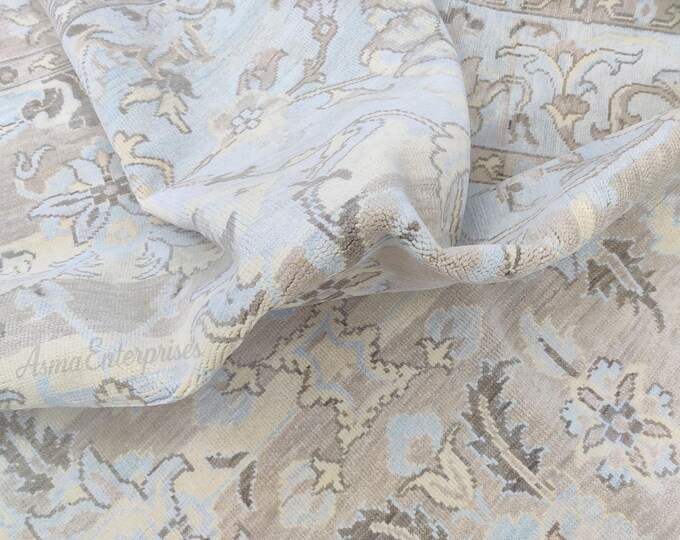 Hand Knotted Oushak Wool Rug: Antique Turkish Style, 9x12 ft