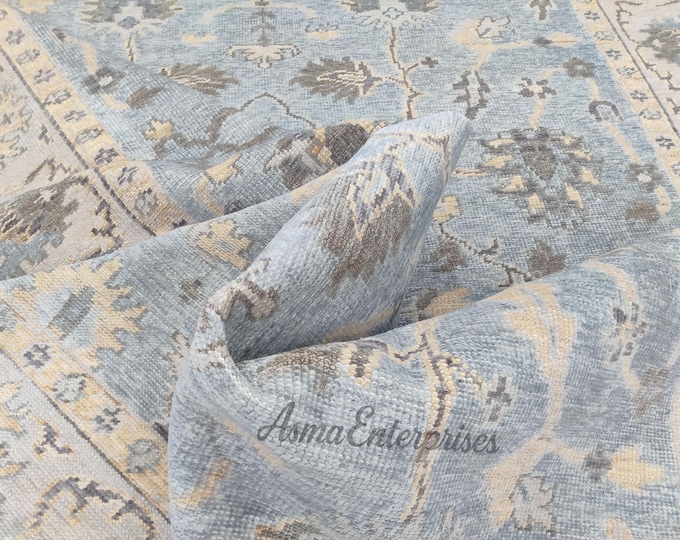 Hand Knotted Oushak Wool Rug: Antique Turkish Style, 9x12 ft