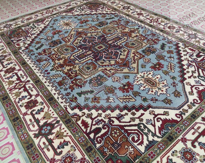 Hand-Knotted Wool Heriz Rug 9x12: Modern Serapi Oushak Style