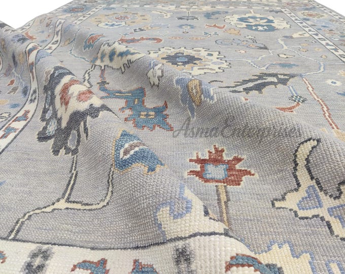 Hand Knotted Oushak Wool Rug: Antique Turkish Style, 9x12 ft