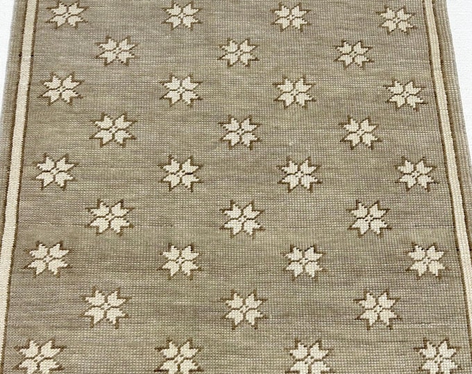 Hand Knotted Oushak Rug, Antique Vintage Turkish Wool Area Rug For Home Decor Office