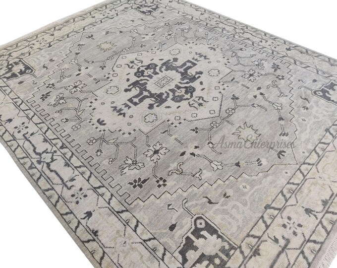 Hand Knotted Oushak Wool Rug: Antique Turkish Style, 9x12 Feet