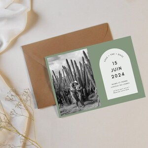 Save the date green original minimalist, modify it, print it and send it to your guests!