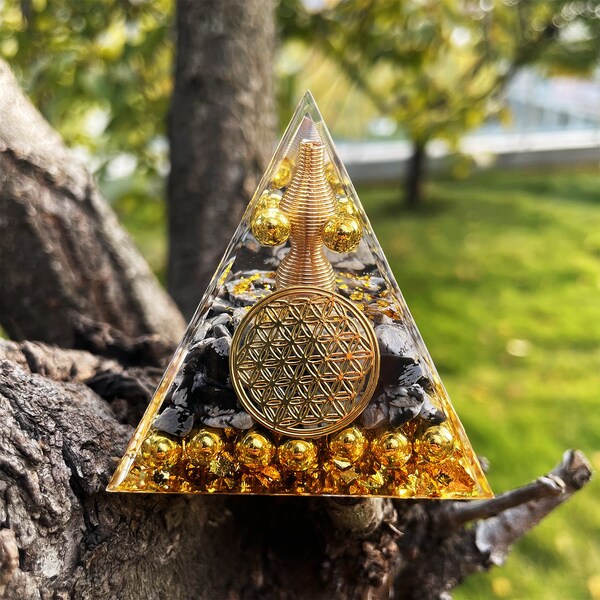 Gold coin Runes Gold balls around copper wire increase wealth Snowstones, Rolling Stones crystal Orgonite Pyramid