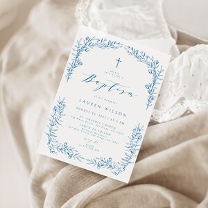 Blaue Blumen-Taufeinladungsvorlage Bearbeitbare Taufe einladen Druckbare Baby-Taufkarte Sofortiger Download Blau Vintage Floral