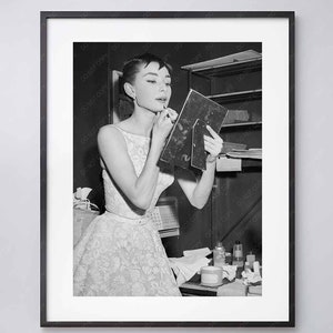 Audrey Hepburn Print - Applying Lipstick Before Academy Awards Presentation 1954 - Vintage - High Quality Print