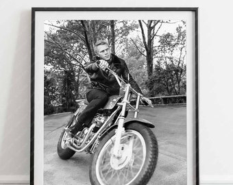 Steve McQueen on motorcycle Print 1976 - King of Cool  - Vintage - High Quality Print