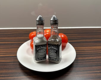 Salz&Pfefferstreuer Jack Daniels, Upcycling, Geschenk, Mitbringsel