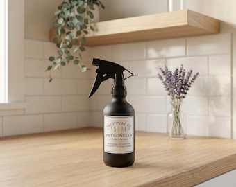 Petronella Natural Bug Repellent Spray | Lavender | Lemon Eucalyptus | Lemongrass | Cedarwood
