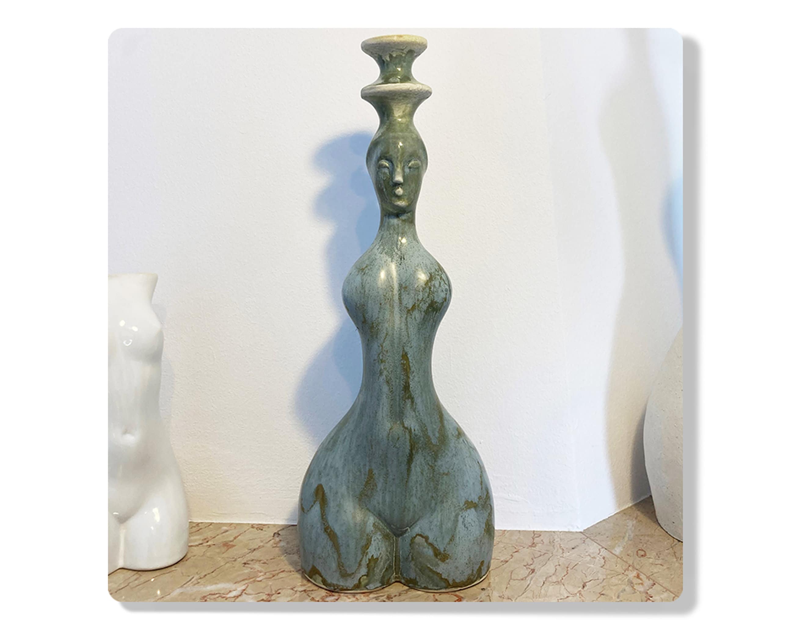 Sculpture Bougeoir en céramique. 330 x 120 x 90 mm — Beyit