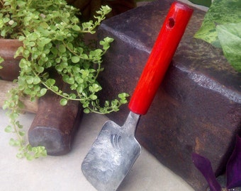 Small garden trowel - 8 inch trowel - Hand crafted - Hand forged garden tools - High Carbon Steel.