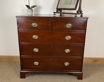 18C Georgian Mahogany Chest of Drawers