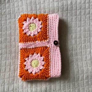 Daisy crochet Bible sleeve