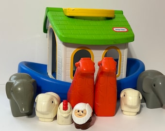 Little Tikes vintage Noah's Ark comes with animals and accessories