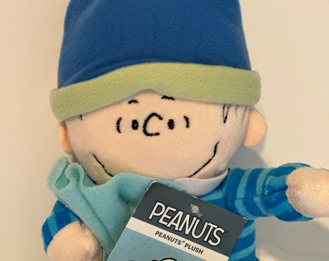 Peanuts Christmas 8 Plush Linus Musical Plays oh Christmas Tree New