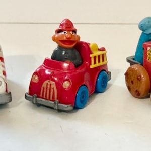 Vintage Playskool Sesame Street Muppets Die Cast Figures - 1980’s