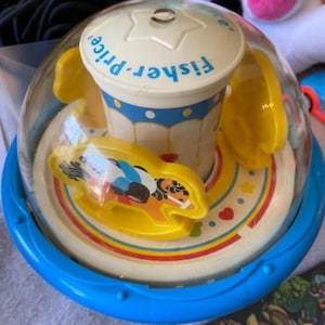 Vintage Fisher Price Roly Poly Chime Ball 1991