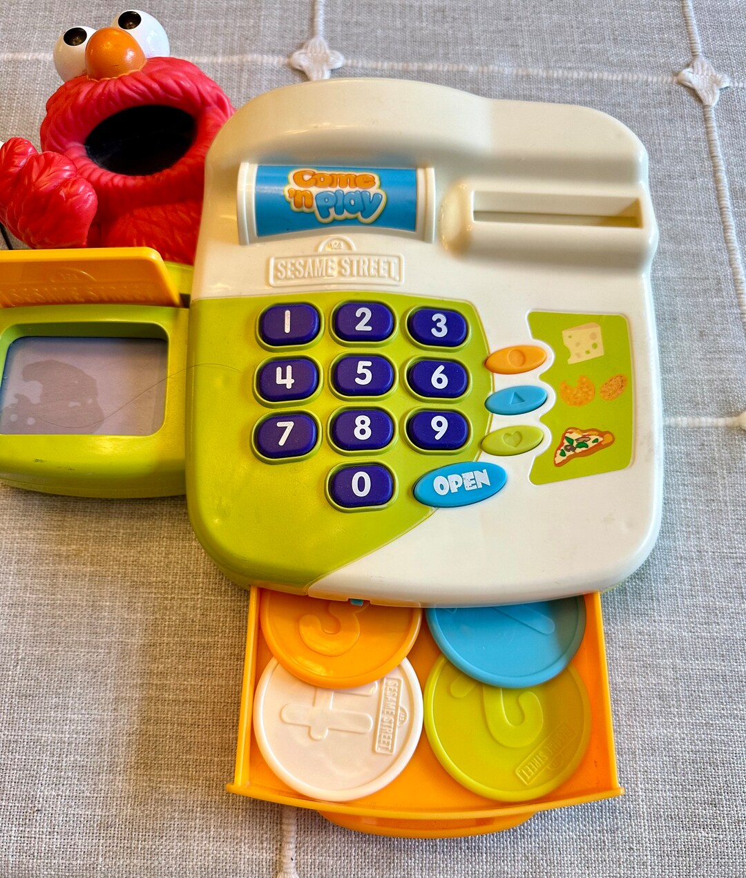 Playskool Sesame Street Come 