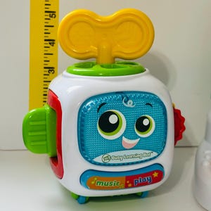 Leap Frog Busy Learning Bot and Baby Einstein Move & Discover Pals image 3