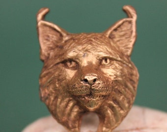 Three Dimensional Lynx Portrait in Brass (pin/pendant)