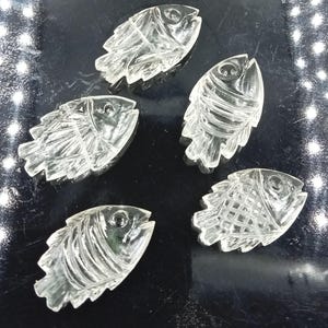 Awesome Quality Crystal Quartz Fish Carved Gemstone, Natural Quartz Fish Carving, Loose Hand Carved Gemstone, Jewelry Making 25mm Long BEADS