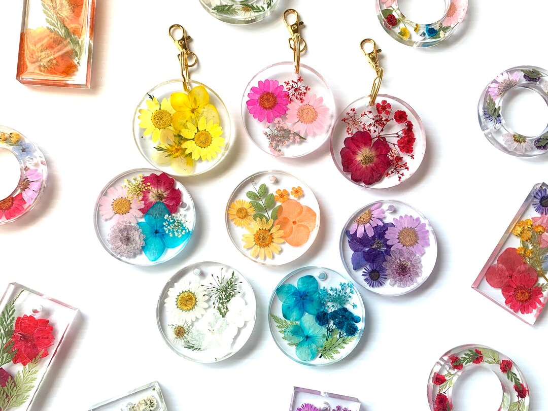 Pressed Powder On Key Chain Pressed Flower Keychain Round - Etsy