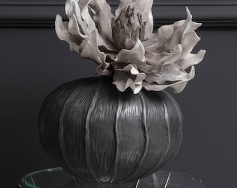 Vase Round Squat in Ripple Black- Pelham