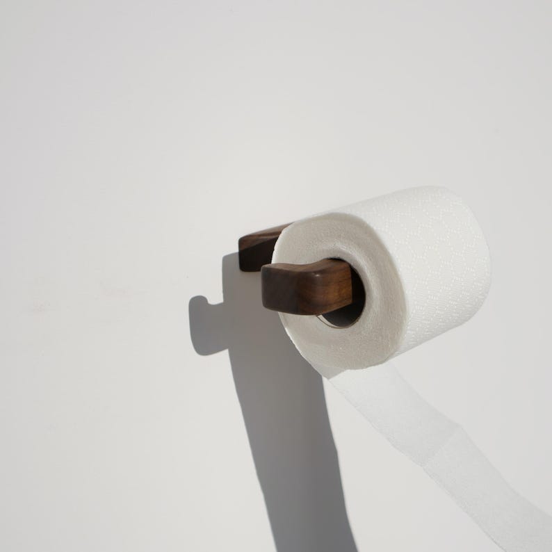 Minimalist walnut toilet paper holder, toilet, aesthetic toilet paper holder, wall mounted toilet paper holder, modern toilet paper display, wc roll hold