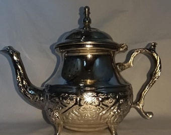 Moroccan silver teapot;Moroccan Handcrafted Teapot;Authentic Silver teapot.
