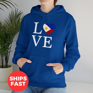 Sweat à capuche philippin Love Design, sweat à capuche drapeau philippin Love Design, sweat à capuche design philippin héritage, sweat à capuche unisexe Heavy Blend™