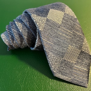 Grey Italian silk tie by Profuomo with checkered pattern