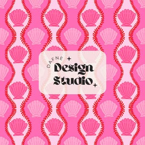 Puede incluir: Patrón repetido de conchas rosas y vides rojas sobre un fondo rosa brillante. El diseño incluye el texto "DAFNE + Design Studio +" en un rectángulo blanco.