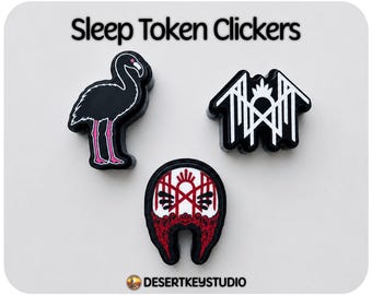 Juguete sensorial tipo clicker impreso en 3D inspirado en Sleep Token: logotipo, máscara y flamenco.