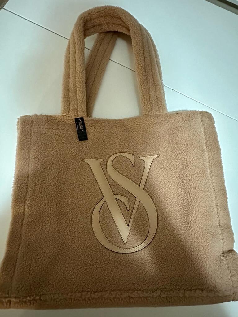 victoria secret plush tote