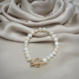 淡水パールストーン 14K ゴールドブレスレット - 14K ゴールドフィルド トグルブレスレット、チェーンブレスレット、女性へのジュエリーギフト、ハンドメイドジュエリー