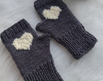 Fingerless Mittens, Texting Gloves, Women Gloves, Valentines Day Gift, Heart Mittens, Unique Item, Knit Gifts Woman, Handmade Clothing