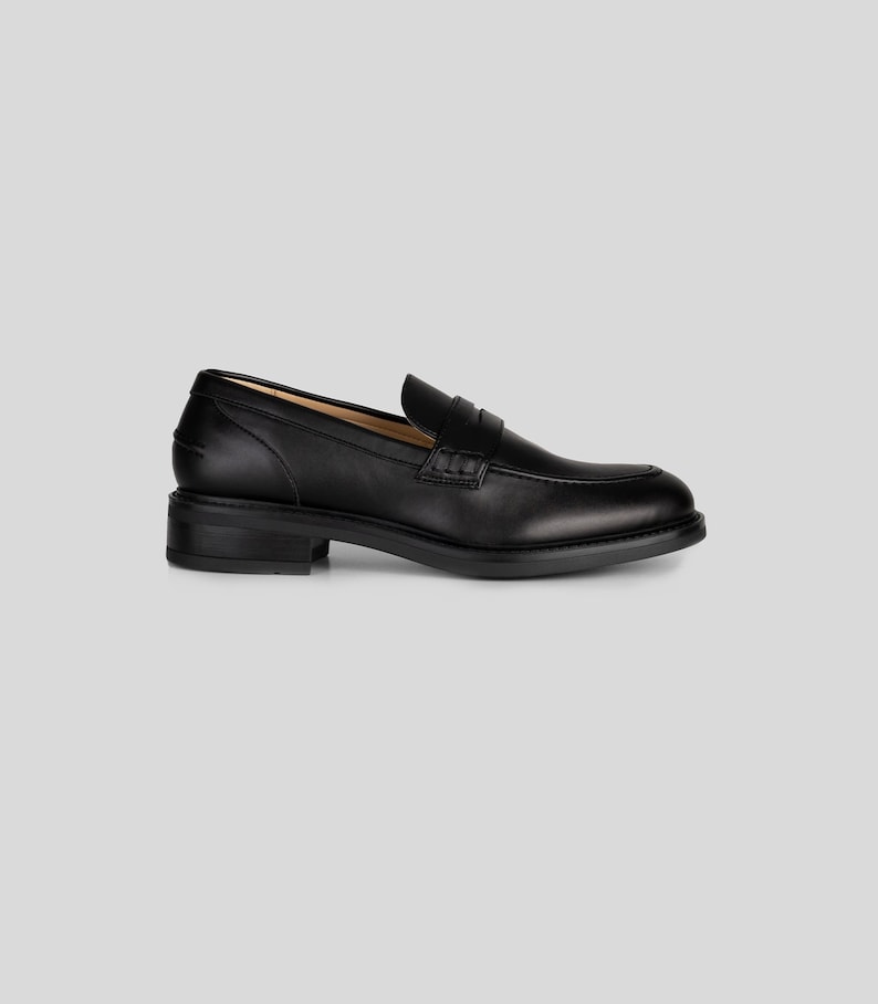 oxford black, women shoes, loafers, leather shoes, handmade shoes, penny loafer, women penny loafer, penny loafers, penny loafers women, flat oxford, leather top sider, chunky loafers, women loafers