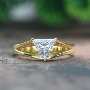 2.0 CT Triangle Cut Engagement Ring, Solitaire Ring, Three Prong Set Ring, 14K Yellow Gold Ring, Split Shank CZ Diamond Ring, Gift for Women