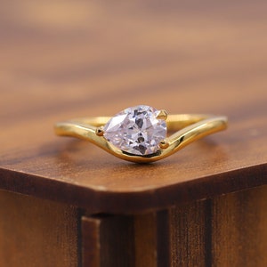 Anel solitário East West, anel de noivado de moissanita com lapidação pera de 1,5 ct, aliança de casamento em ouro maciço 18K, presente personalizado, presente de aniversário fino