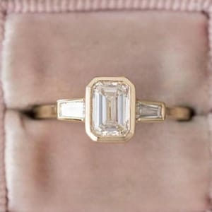 Full Bezel Set Promise Ring, Emerald Lab Grown Diamond Engagement Ring, 14K Solid Gold Wedding Ring, Baguette Cut Three Stone Ring for Women