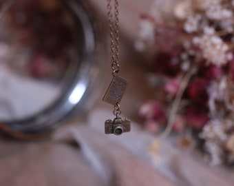 Passport & Camera Necklace | Antique Bronze | Sightseeing