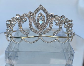 Princess tiara, crown for girl, gold crown, Crown for girl, tiara with crystal, crown for costume, princess crown, tiara