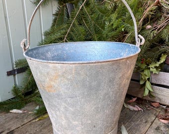 Vintage Galvanised Metal Bucket/ Planter