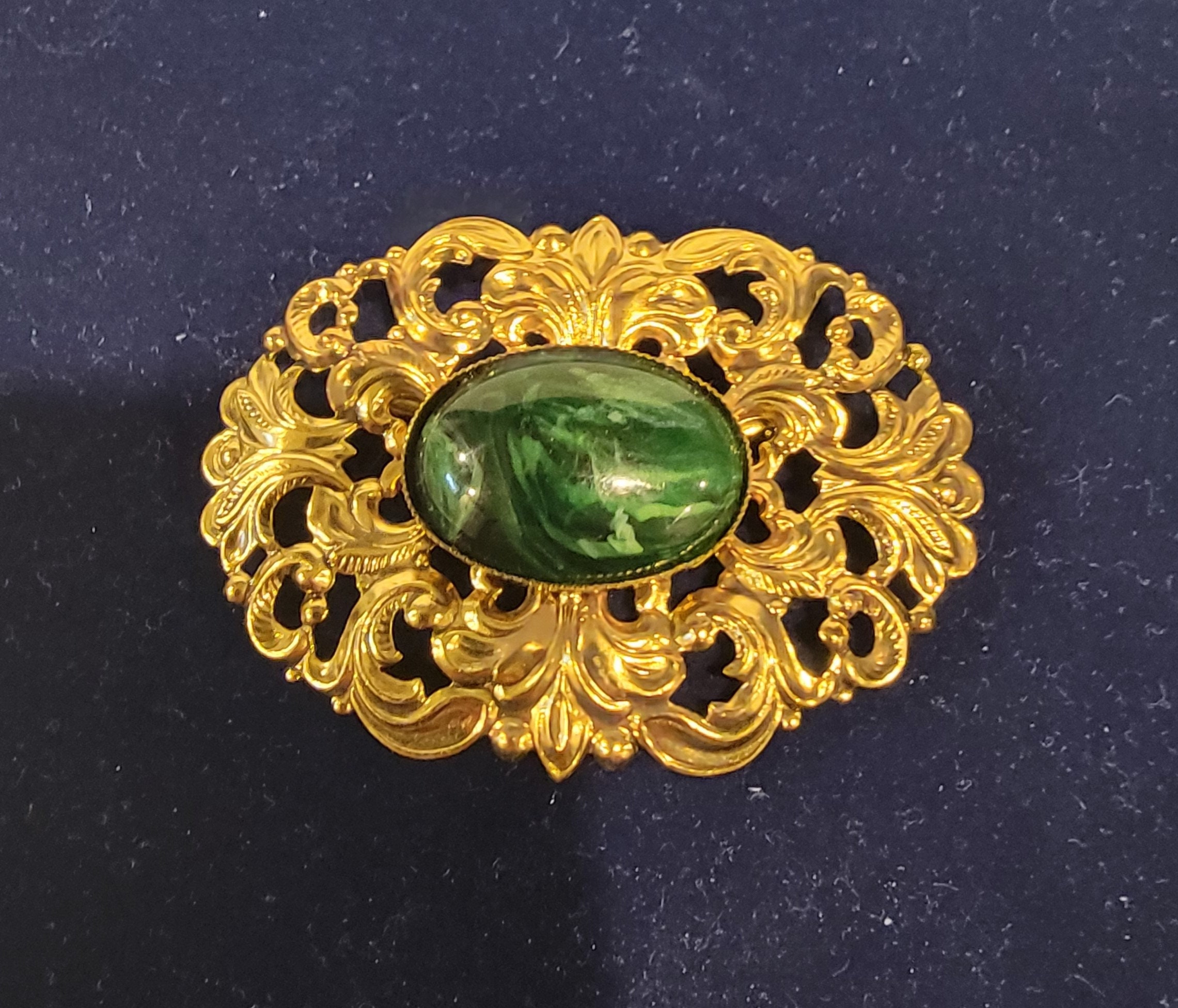 Oval Shaped and Stone Gold Tone Brooch with Green Stone |1.25-Inches High x 2.25-Inches Wide | Vintage |