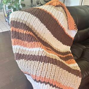 Handmade Striped Chunky Knit Throw Blanket: Soft Chenille BOHO Decor image 13