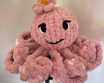 Handmade Chenille Octopus Plushie: Soft Octopus Stuffie