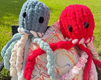 Chunky Knit Jellyfish Plushie: Handmade Chenille Yarn Stuffed Animal